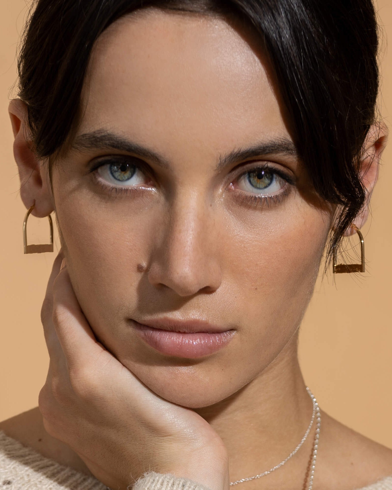 Diplomate - Boucles d'oreilles en argent faites par une designer de Montréal