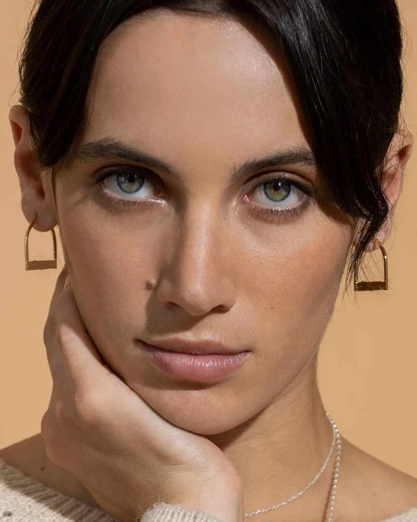 Diplomate - Boucles d'oreilles en argent faites par une designer de Montréal