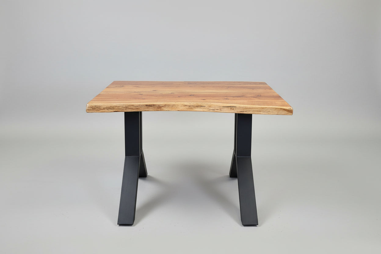 Bureau de Travail en Bois D'acacia massif sur patte en acier noir