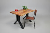 Bureau de Travail en Bois D'acacia massif sur patte en acier noir