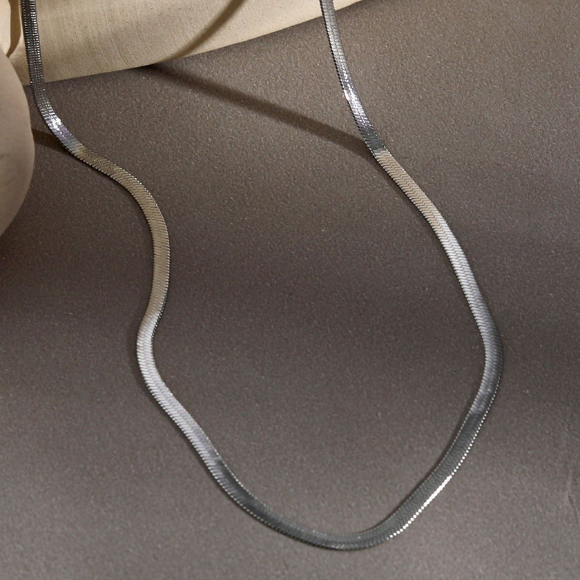 CATANIA: Snake Skin Textured Silver Chain Necklace