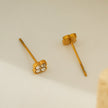 CATFORD Gold : Mini boucles d'oreilles en forme de trèfle à zircone (CZ)