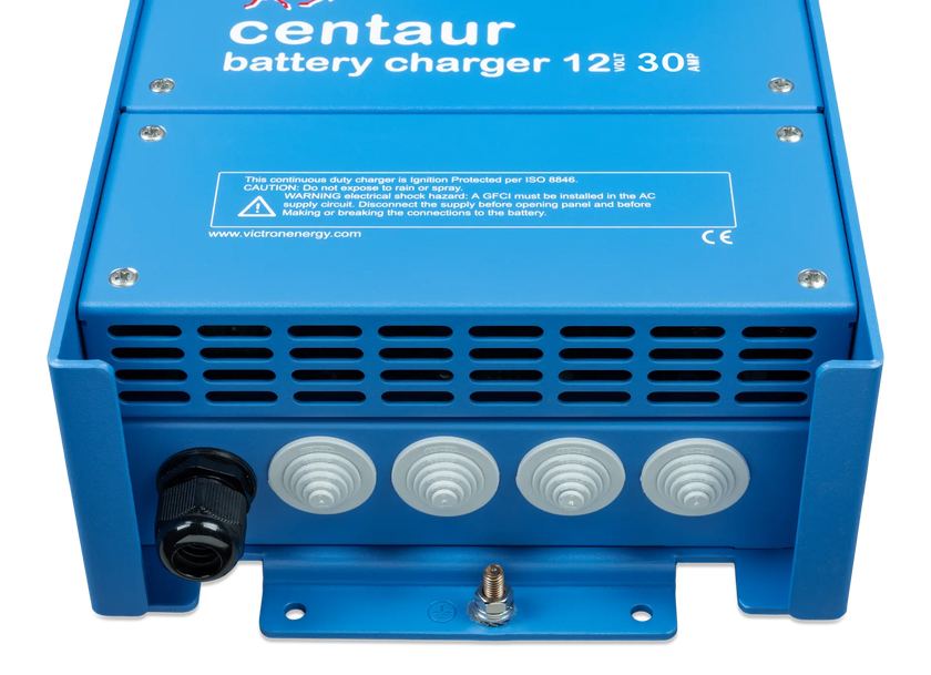 Victron Energy Centaur Charger 12V/30(3) 120V-240V - 3 output | CCH012030000