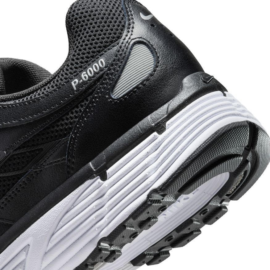 M Nike P-6000 CD6404-026