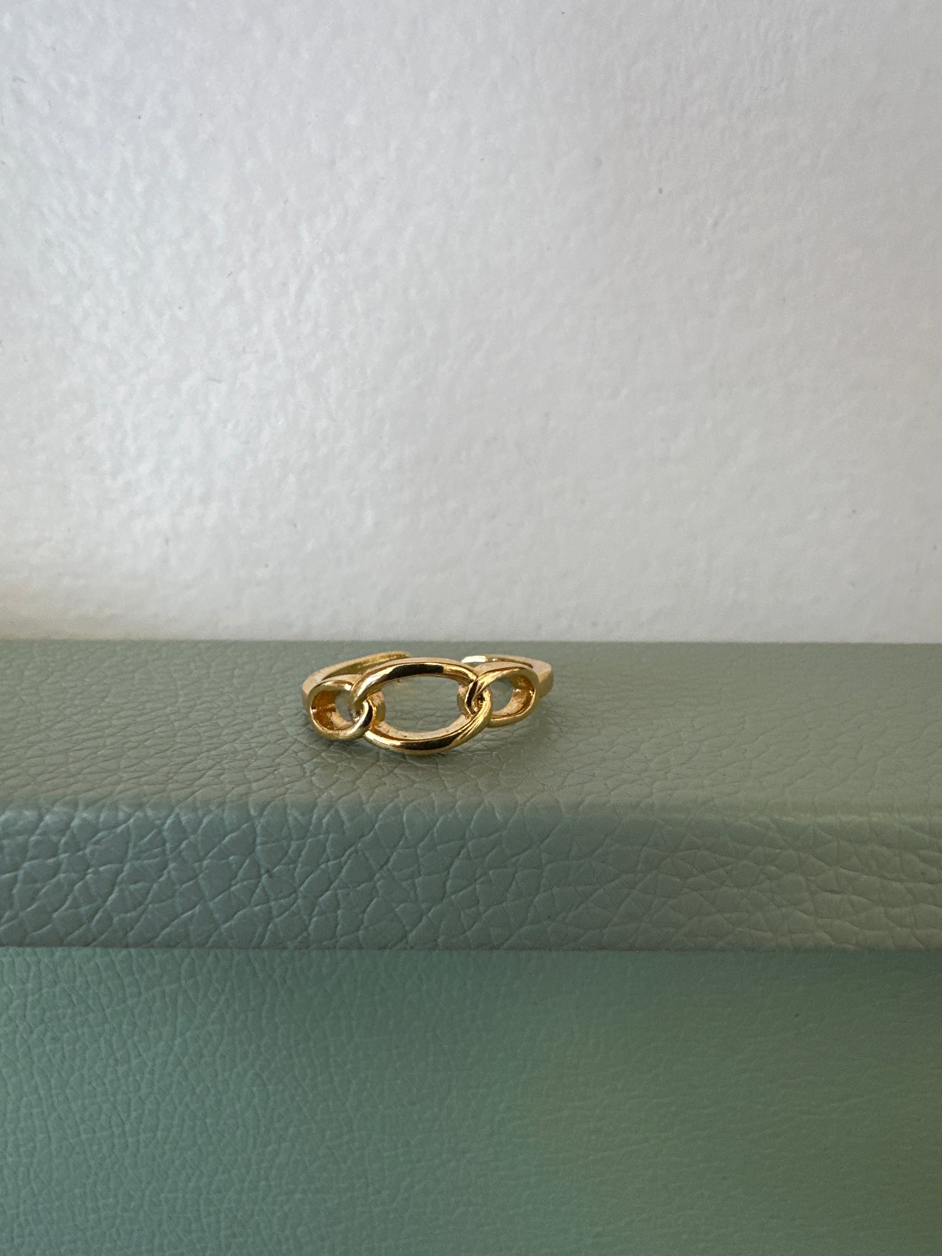 Standout Boutique 3 Links 18K Gold Bond Adjustable Ring
