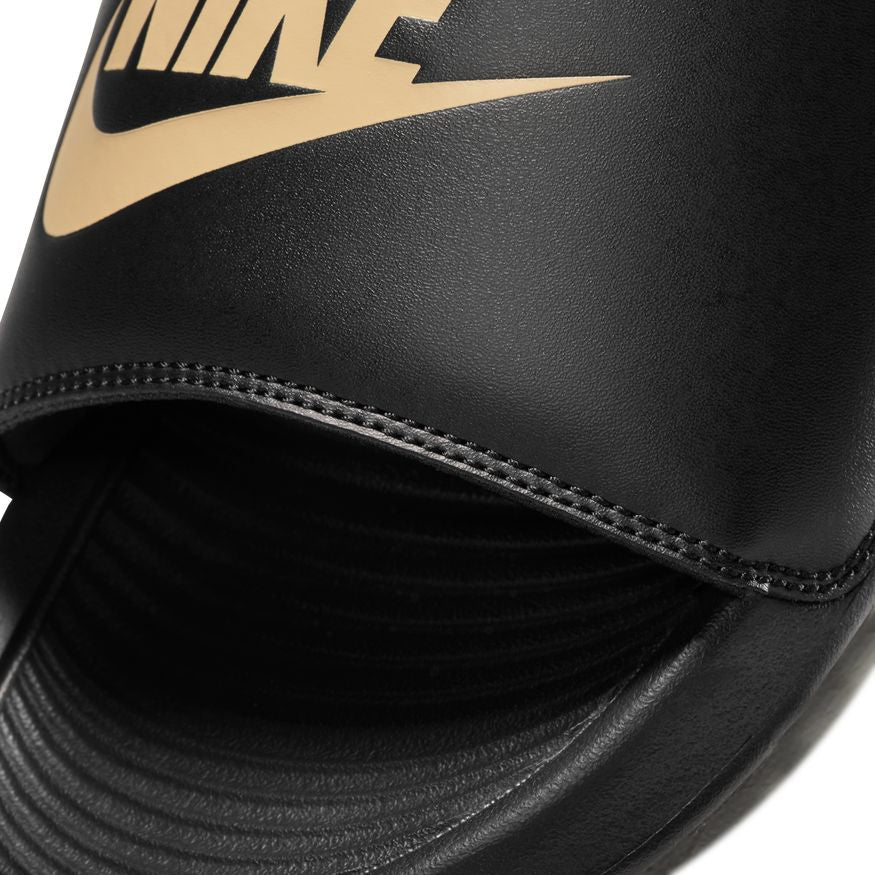 M Nike Victori One CN9675-006
