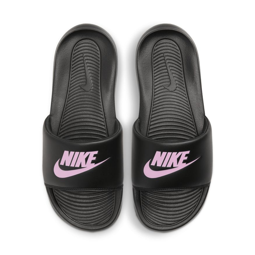 W Nike Victori One CN9677-002