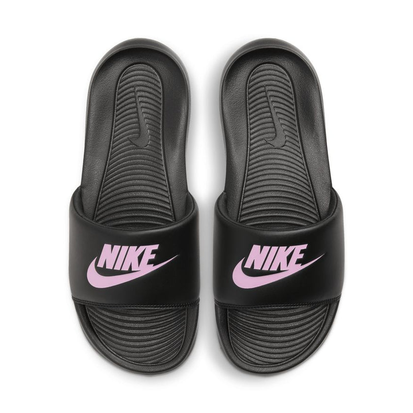 W Nike Victori One CN9677-002