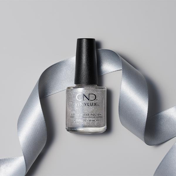 CND - Vinylux Steel Kisses 0.5 oz #418
