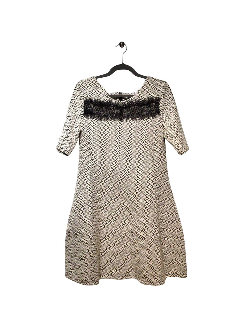 COCO & TASHI Regular fit Shift Dress in White  -  L
