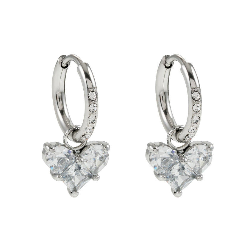 CREEDA Or Blanc (Ton Argenté) : Boucles d'oreilles vintage serties de zircons avec breloque en forme de cœur en moissanite.