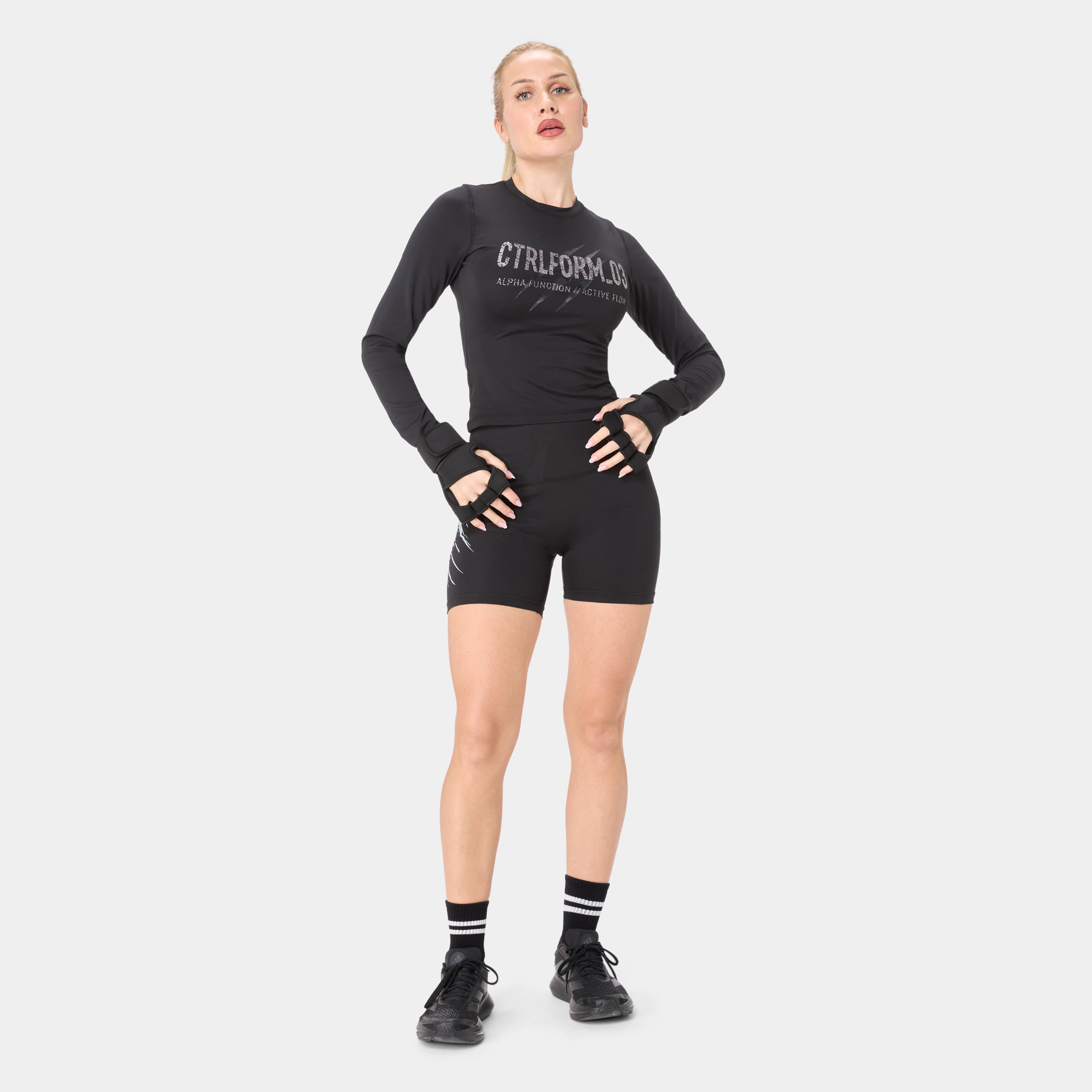 CTRLFORM_03 LONG SLEEVE TOP — WAR BLACK