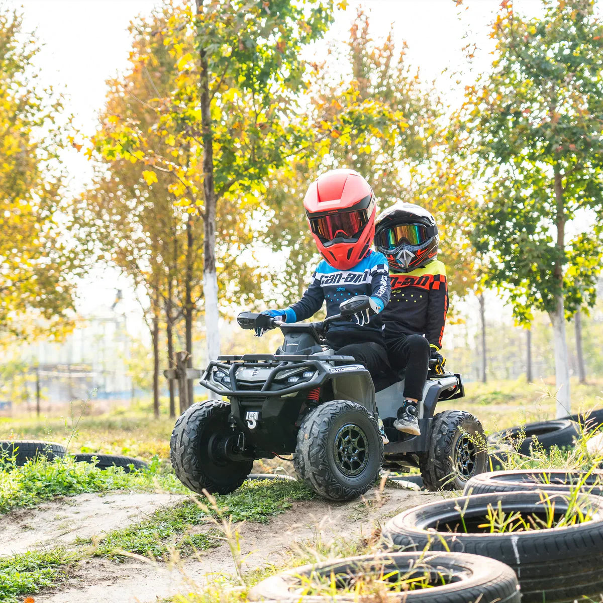 Can-Am Outlander 4X4 24V 2 places, quad pour enfant, modèle 2026