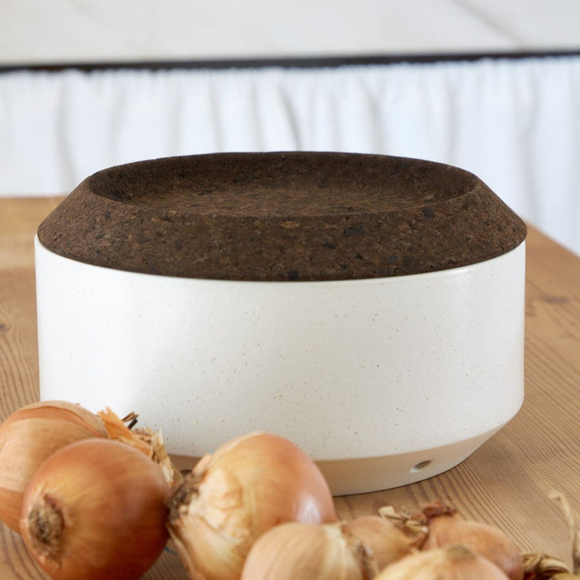 Casafina - Bocal de rangement moderne pour oignons avec couvercle en liège fumé