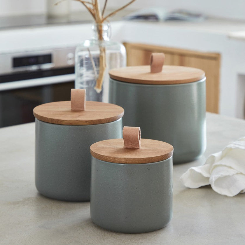 Casafina - Pacifica Canister with oak lid 15cm
