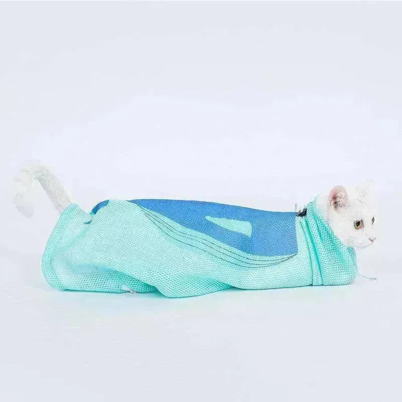 Cat Grooming cleaning supplies