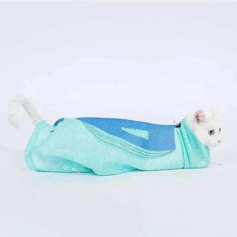 Cat Grooming cleaning supplies