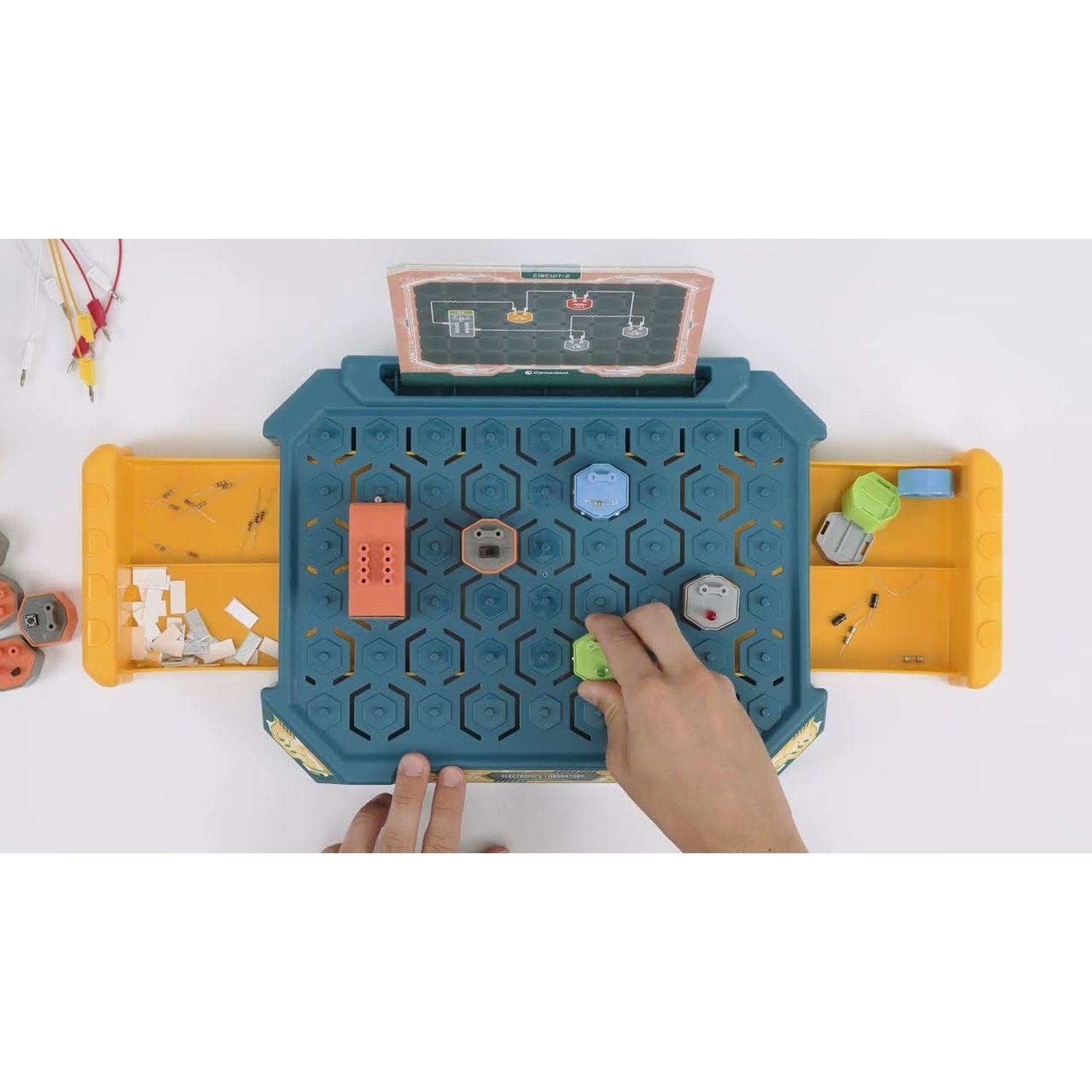 Clementoni - Laboratoire electronique (FR)