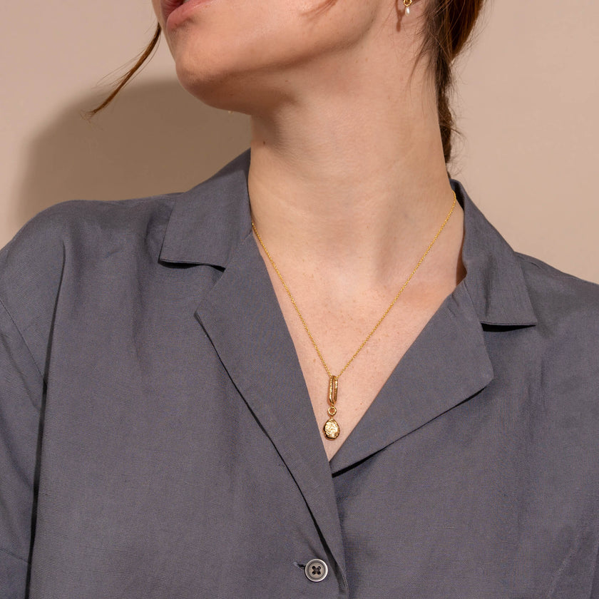 France - Collier avec pendentif original fait à Montréal