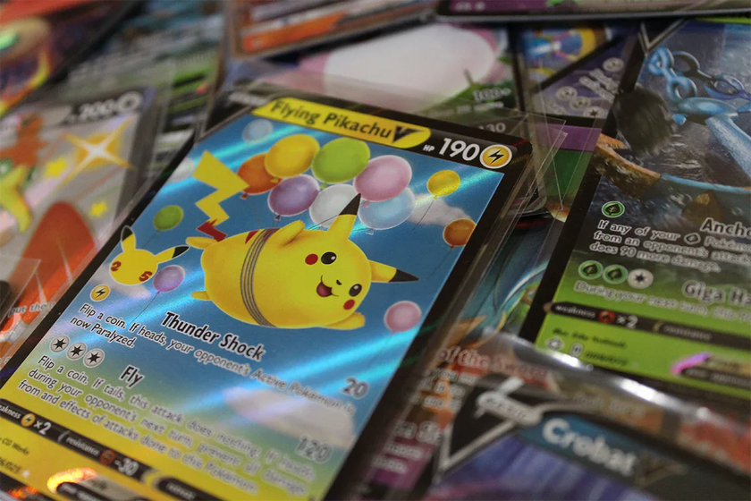 Pokemon HOLOGRAPHIC PACK - Assorted Lot