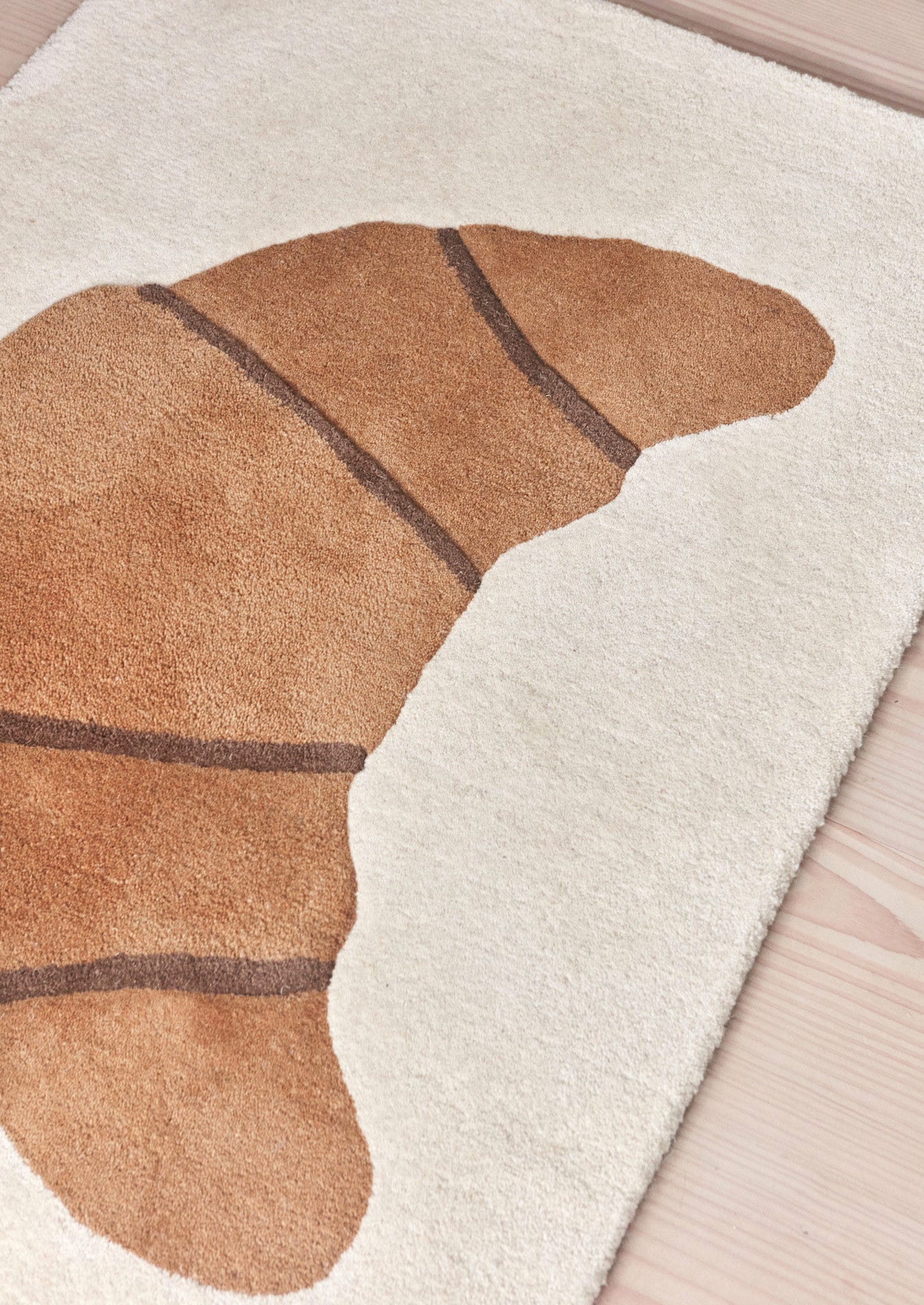 Croissant Tufted Rug