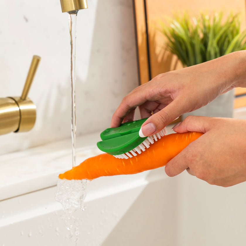 Cuisipro - Vegetable Brush 3.5/8.6cm Green