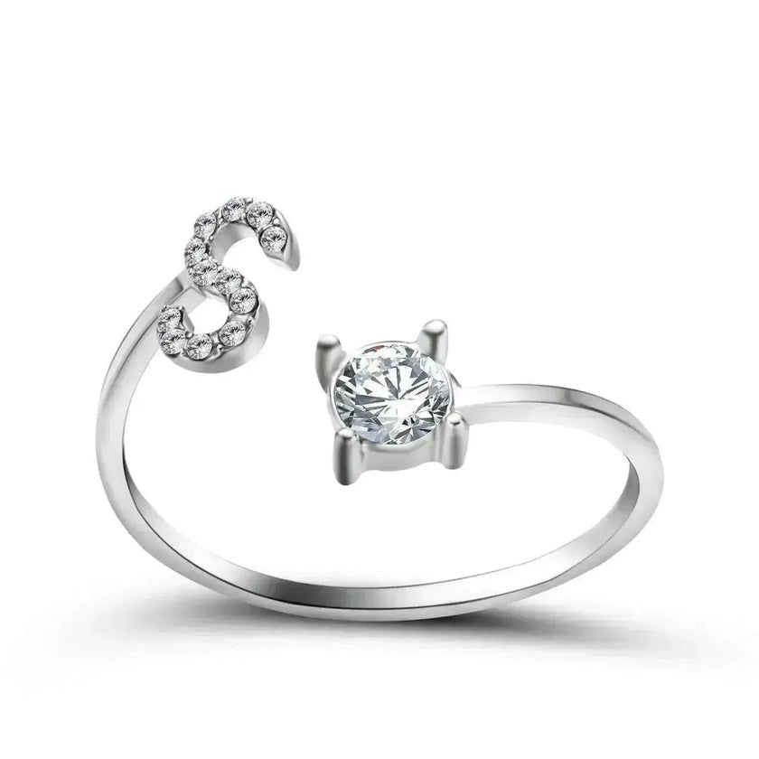 Customizable 26-Letter Ring: Fashionable & Elegant Jewelry