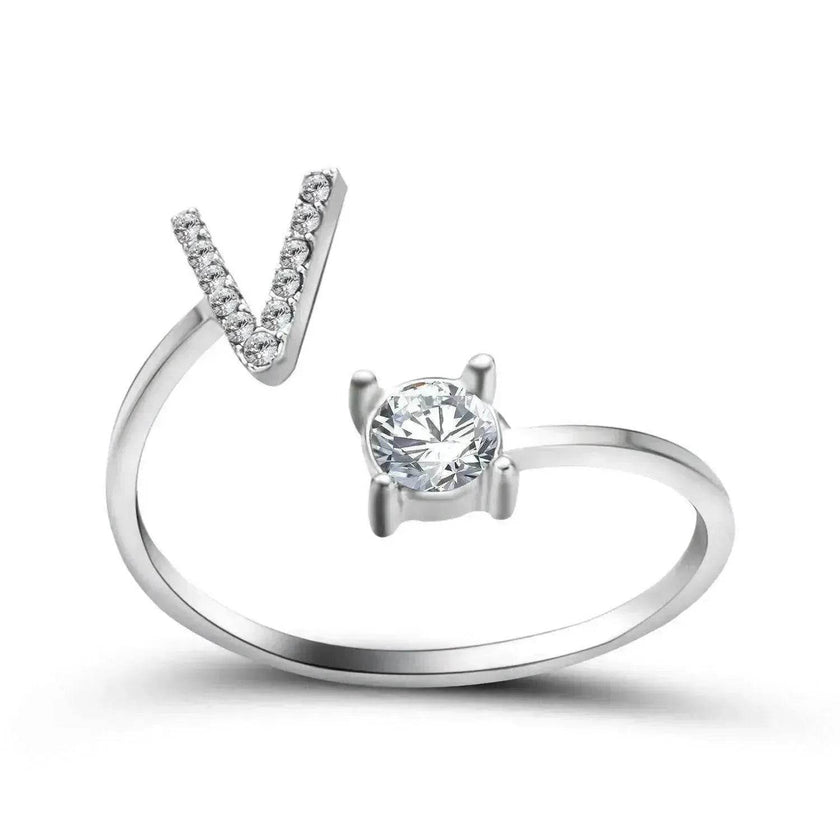 Customizable 26-Letter Ring: Fashionable & Elegant Jewelry