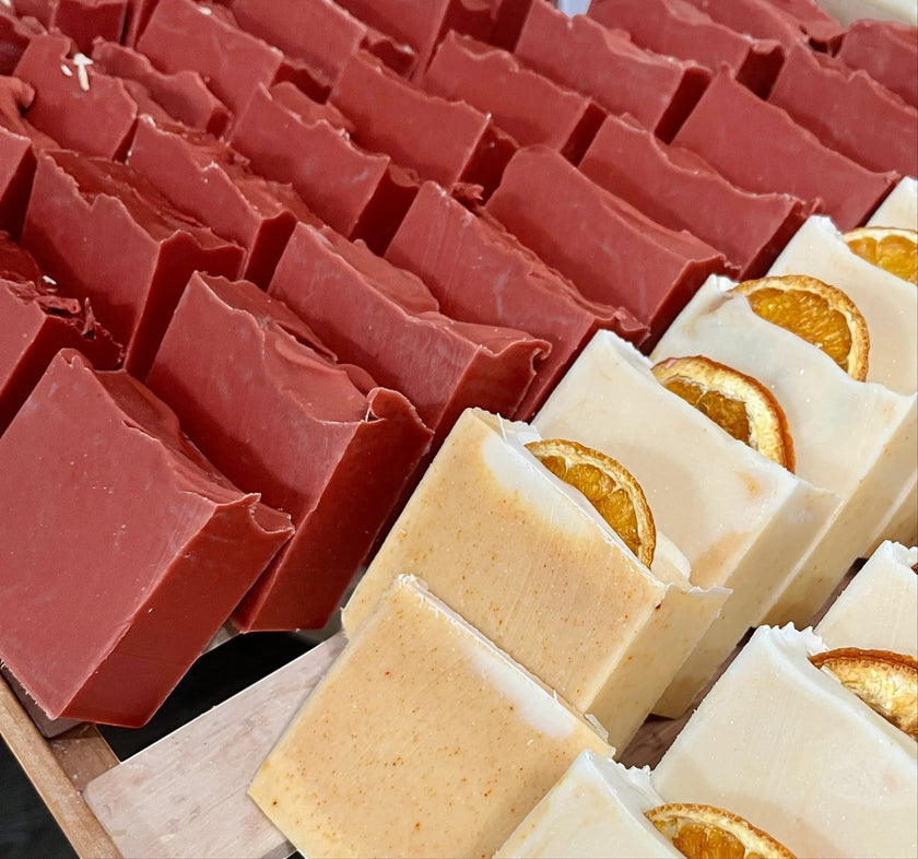 Savon au lait de chèvre JAMILA rose vanillée