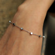 DARBY : Bracelet en argent avec perles carrées
