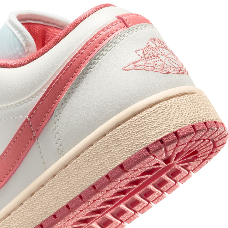 W Air Jordan 1 Low DC0774-109