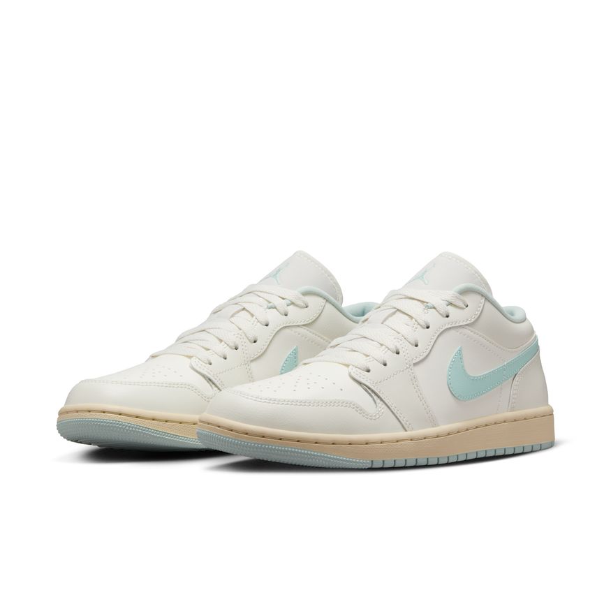 W Air Jordan 1 Low DC0774-134