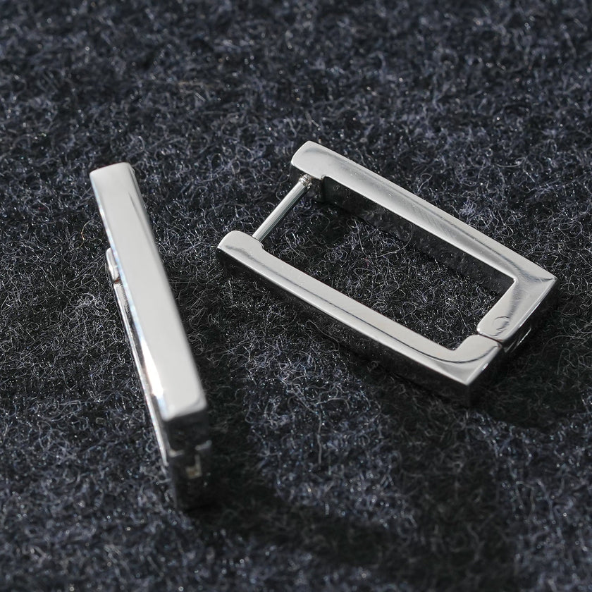 Style DELILAH: Rectangular Mini Hoop Earrings in Silver
