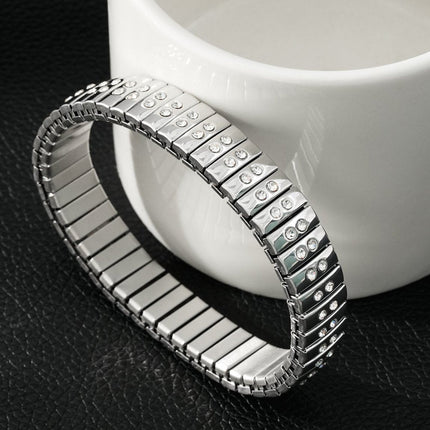 DE SAO : Bracelet rétro imitation montre en argent, serti d'une double rangée de pierres précieuses en zircone (CZ).