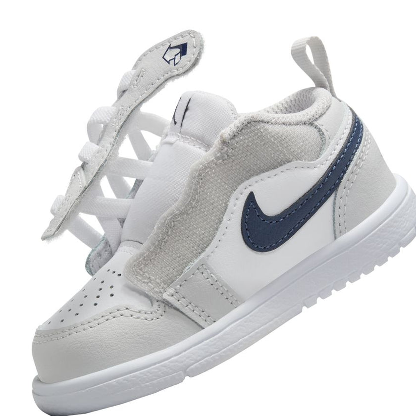 Y Jordan 1 Low Alt DR9747-146