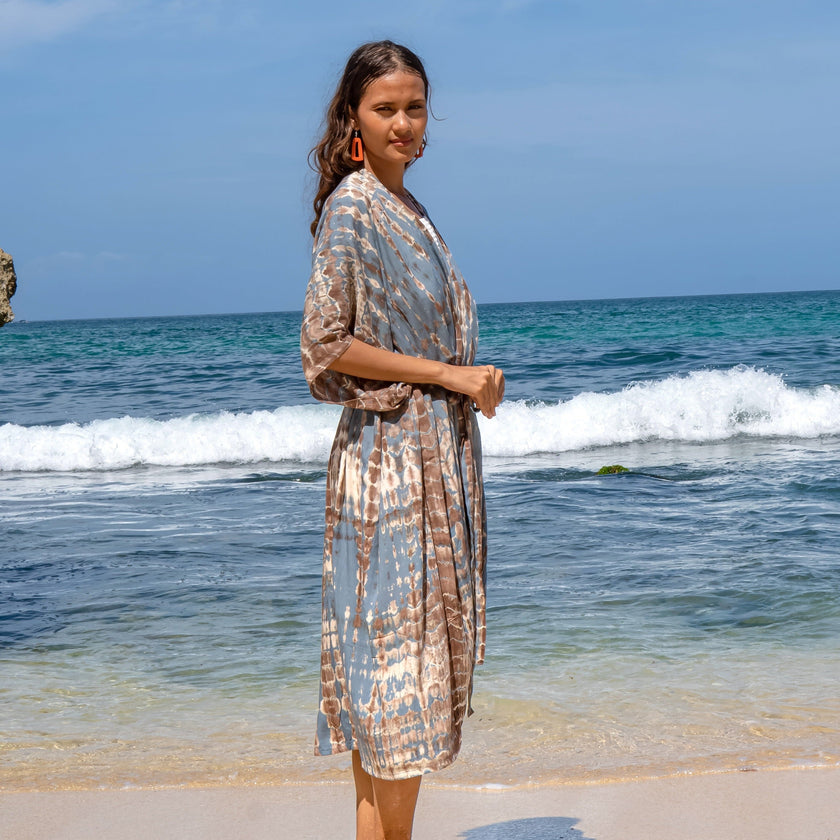 Long Kimono In Tan & Grey Tie Dye