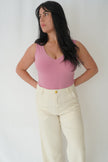 Bodysuit en rib col en V rose