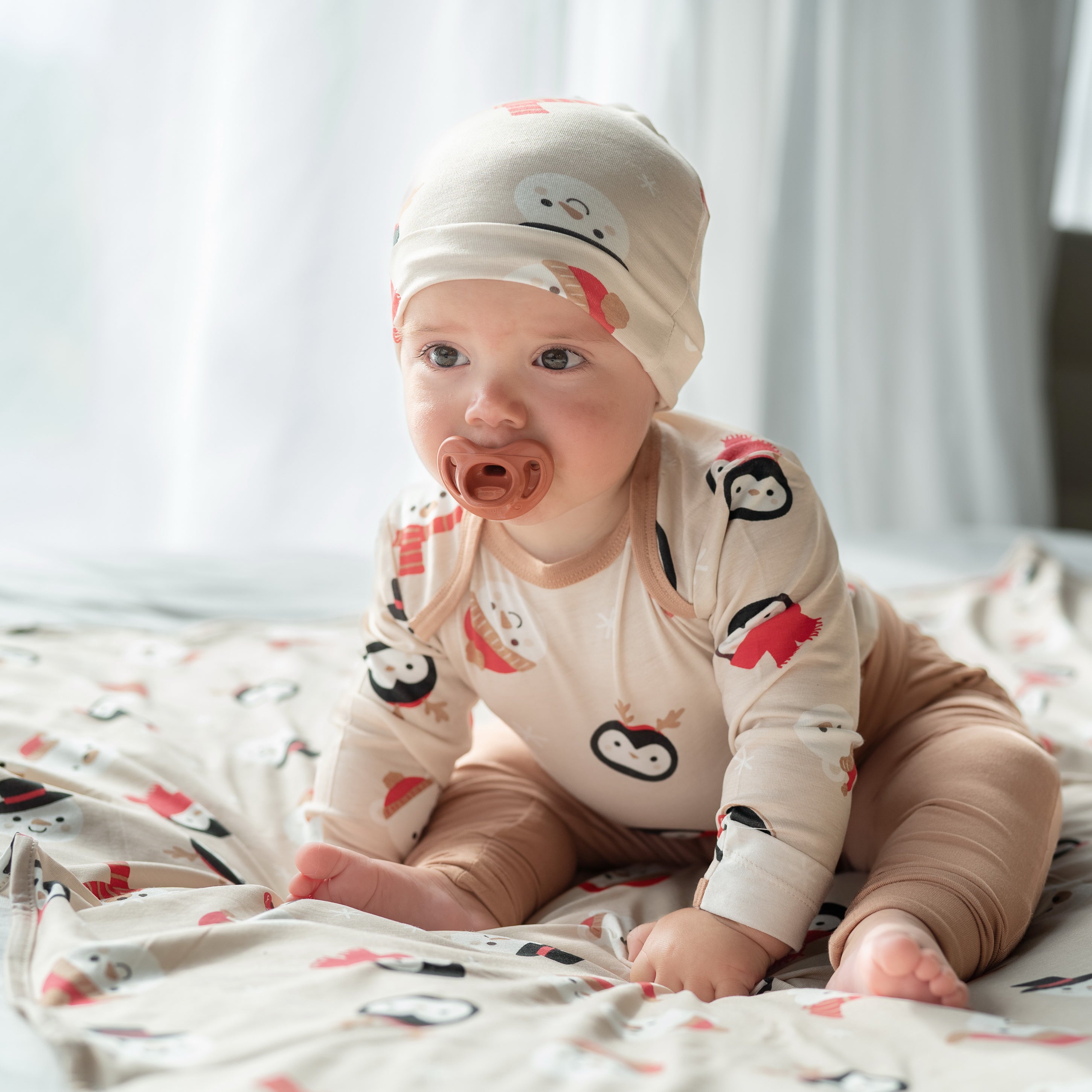 Bamboo Knot Hat (Snowy Faces Print)