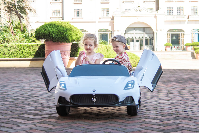 Voiture électrique pour enfant Maserati MC20 4X4 2 places 24V DELUXE 2025