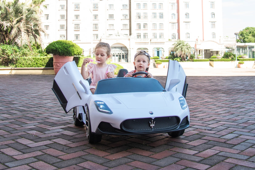 Voiture électrique pour enfant Maserati MC20 4X4 2 places 24V DELUXE 2025