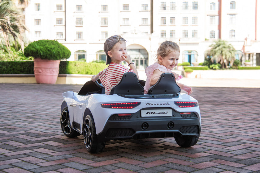 Voiture électrique pour enfant Maserati MC20 4X4 2 places 24V DELUXE 2025