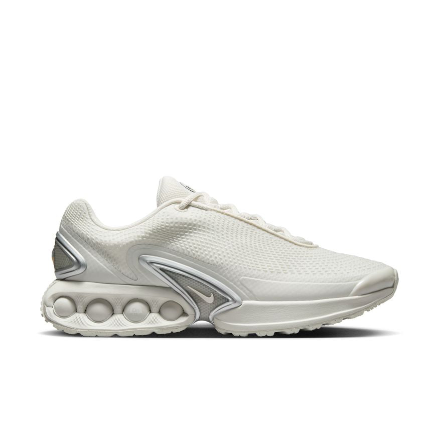 Nike Air Max DN DV3337-013 (taille M)