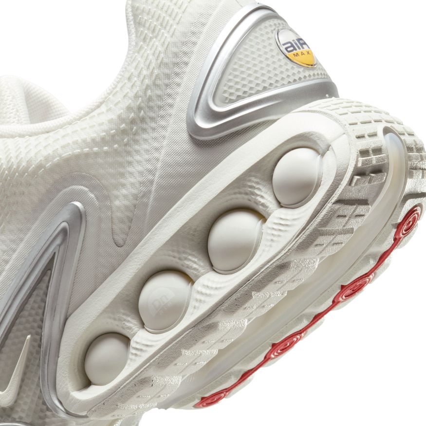 Nike Air Max DN DV3337-013 (taille M)