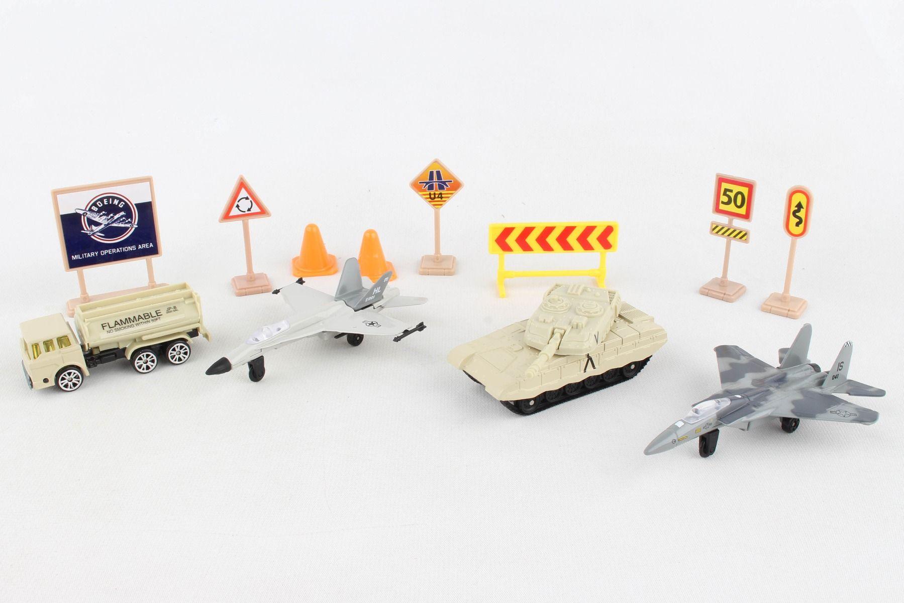 Daron - Boeing Military Playset