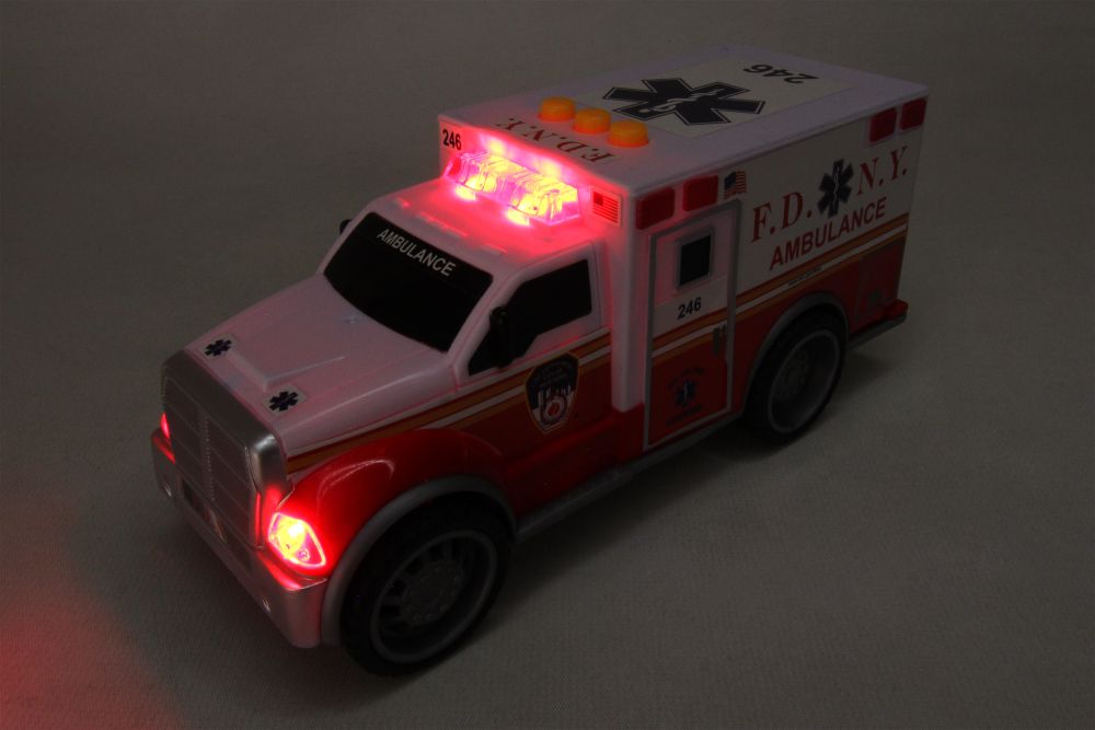 Daron - Fdny Ambulance W/Lights & Sound