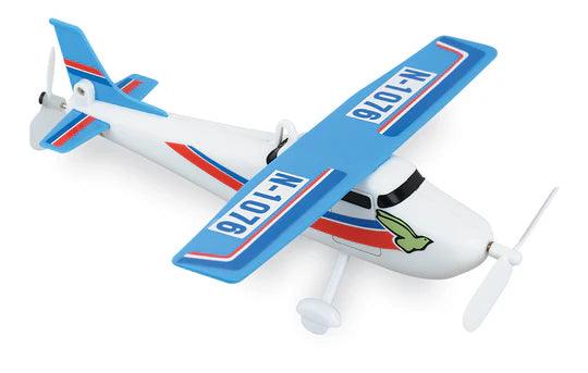 Daron - Flying Skyhawk On A String