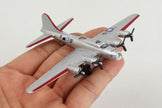 Daron - Runway24 B-17 Silver