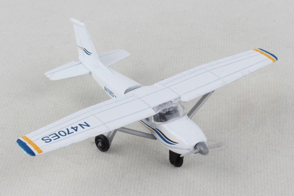 Daron - Runway24 C-172 Blue/White