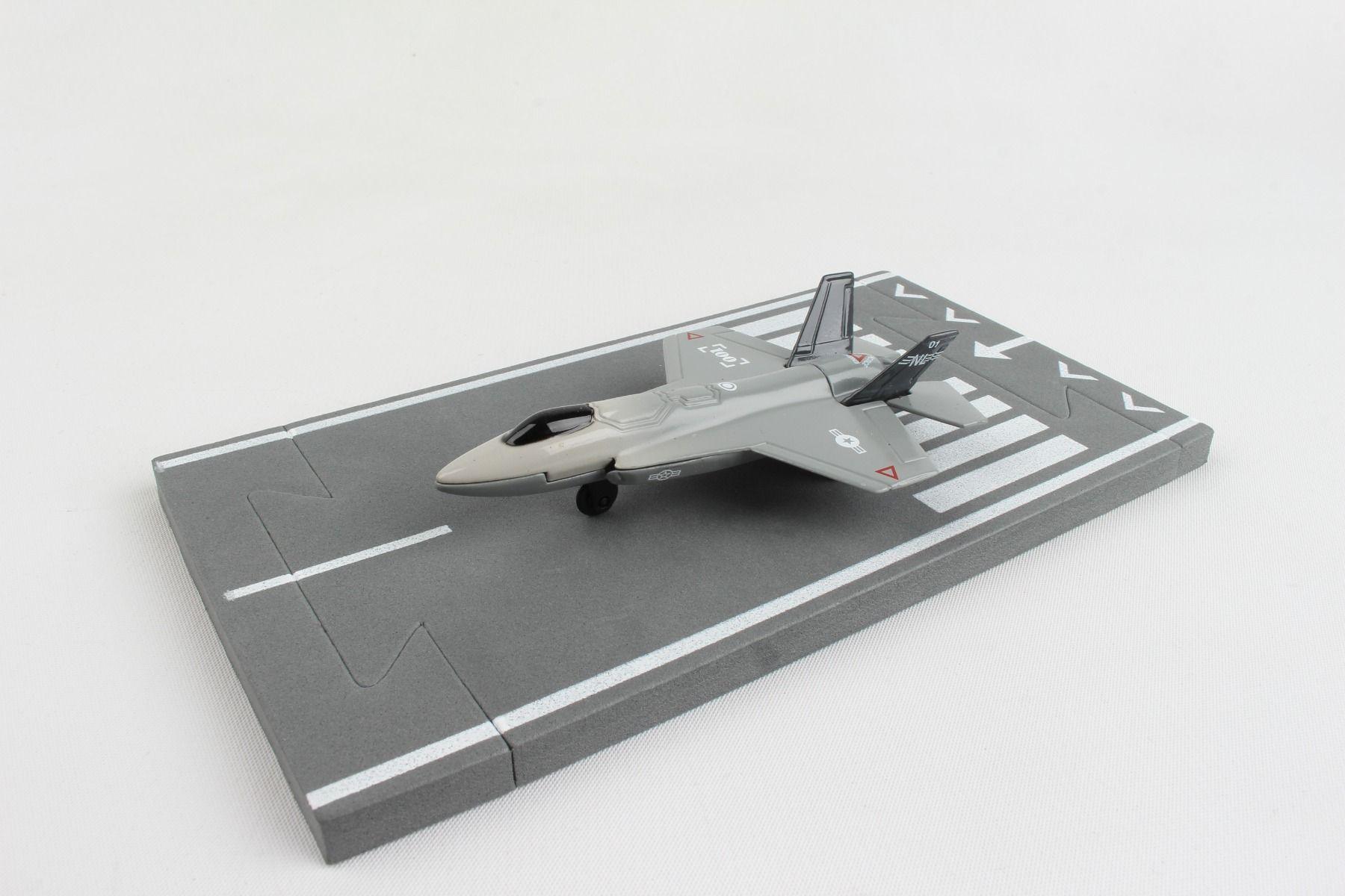 Daron - Runway24 F-35 JSF