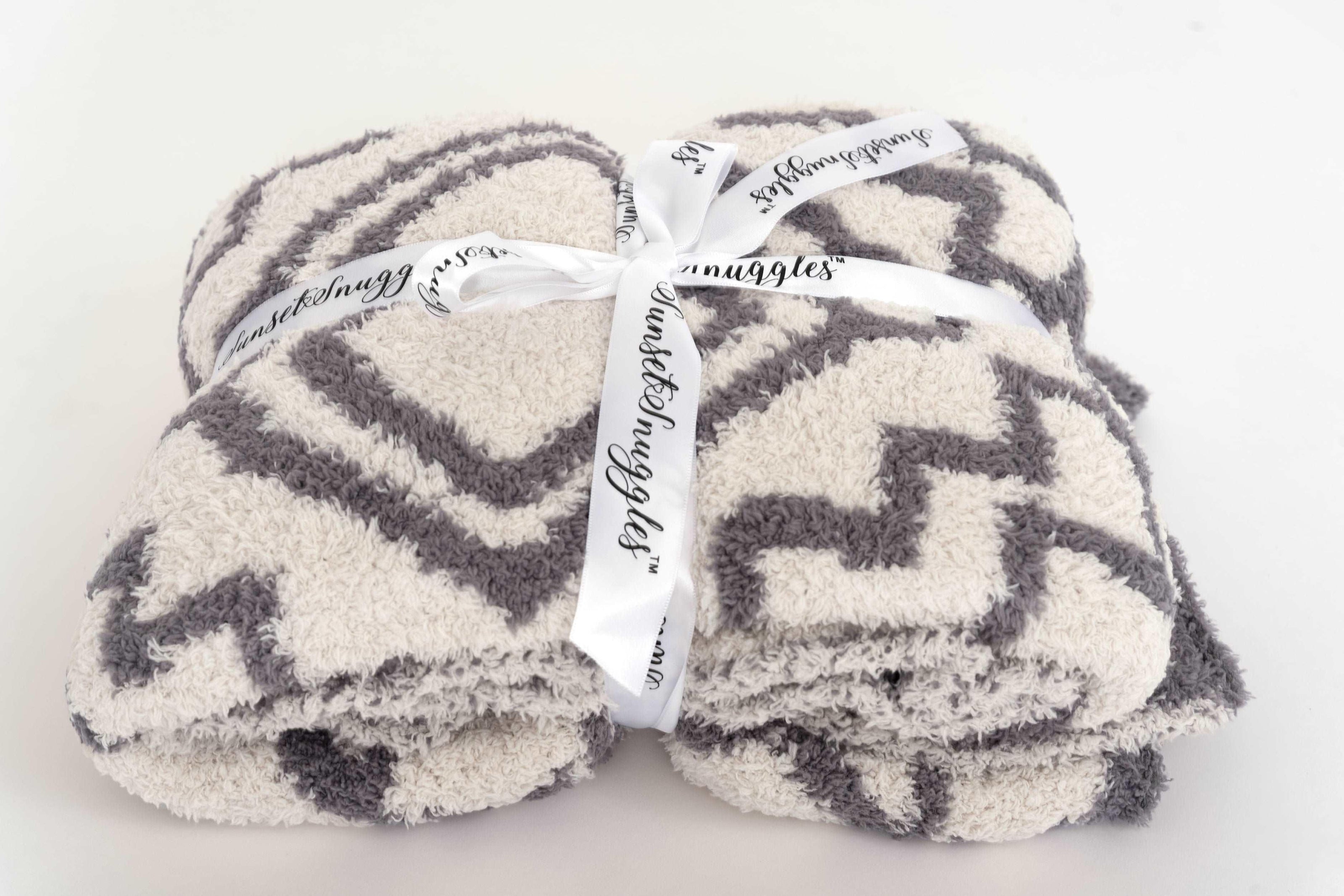 Baby's Breath & Volcanic Glass Diamond Tile Toddler Baby Blanket